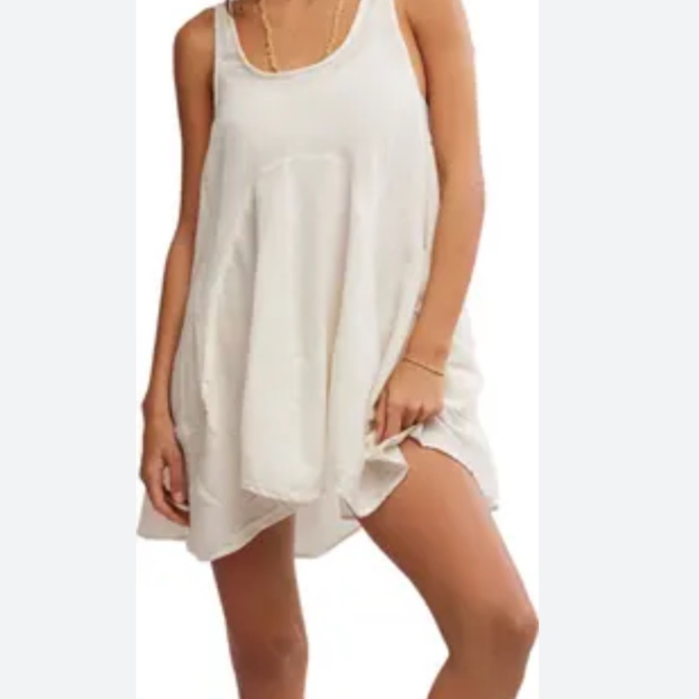 Mollorello Vintage Pouf Mini Dress With Detail